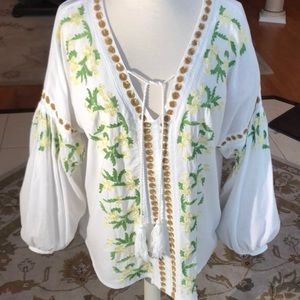 Sundance white blouse with embroidery. Size Large